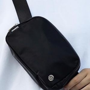 Lululemon belt bag